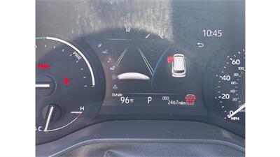 2025 Toyota Sienna LE AWD  Sunroof - Photo 9 - Elmhurst, NY 11373