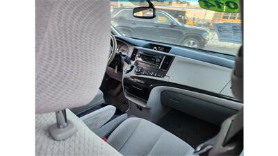2014 Toyota Sienna LE 7-Passenger  AWD - Photo 9 - Elmhurst, NY 11373