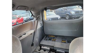 2014 Toyota Sienna LE 7-Passenger  AWD - Photo 7 - Elmhurst, NY 11373