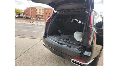 2024 Cadillac Escalade ESV Luxury  Premium Luxury - Photo 24 - Elmhurst, NY 11373