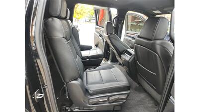 2024 Cadillac Escalade ESV Luxury  Premium Luxury - Photo 22 - Elmhurst, NY 11373