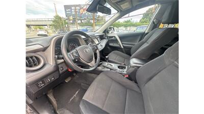 2017 Toyota RAV4 XLE   - Photo 13 - Elmhurst, NY 11373