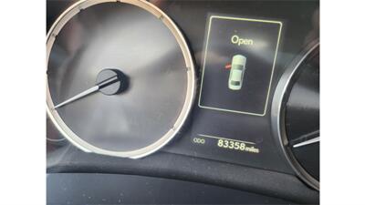 2018 Lexus IS 300   - Photo 14 - Elmhurst, NY 11373