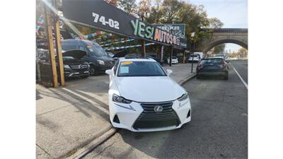 2018 Lexus IS 300   - Photo 2 - Elmhurst, NY 11373