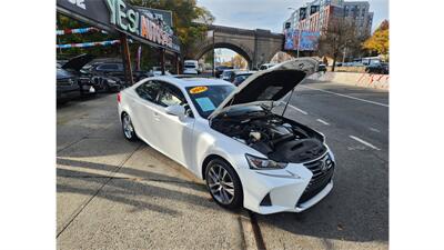 2018 Lexus IS 300   - Photo 23 - Elmhurst, NY 11373