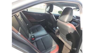 2018 Lexus IS 300   - Photo 8 - Elmhurst, NY 11373