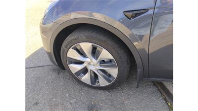 2023 Tesla Model Y   - Photo 19 - Elmhurst, NY 11373