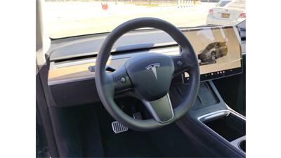 2023 Tesla Model Y   - Photo 9 - Elmhurst, NY 11373