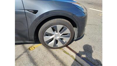 2023 Tesla Model Y   - Photo 20 - Elmhurst, NY 11373
