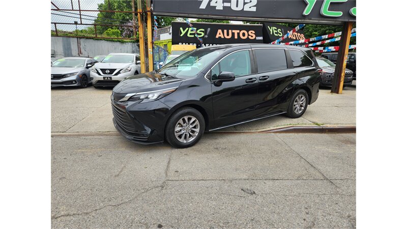 View vehicle photo 6