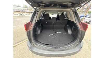 2013 Toyota RAV4 XLE - Photo 18 - Elmhurst, NY 11373