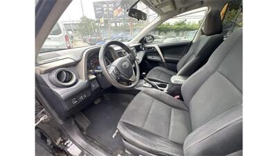 2013 Toyota RAV4 XLE - Photo 10 - Elmhurst, NY 11373