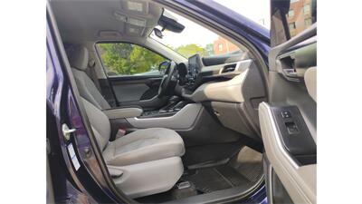 2021 Toyota Highlander L - Photo 20 - Elmhurst, NY 11373