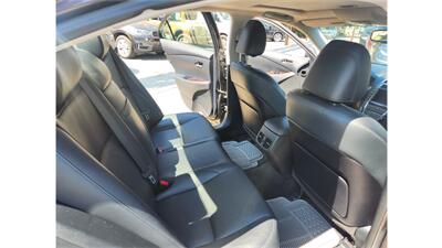 2010 Lexus ES 350   - Photo 10 - Elmhurst, NY 11373