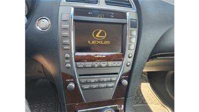 2010 Lexus ES 350   - Photo 15 - Elmhurst, NY 11373