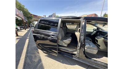 2017 Toyota Sienna XLE 8-Passenger - Photo 22 - Elmhurst, NY 11373