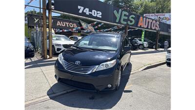 2017 Toyota Sienna XLE 8-Passenger - Photo 9 - Elmhurst, NY 11373