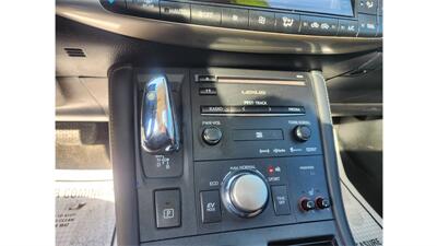 2014 Lexus CT 200h F Sport   - Photo 16 - Elmhurst, NY 11373