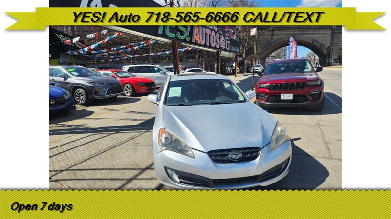 2011 Hyundai Genesis Coupe 3.8L R-Spec  Track