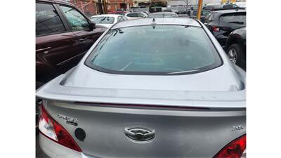 2011 Hyundai Genesis Coupe 3.8L R-Spec  Track - Photo 7 - Elmhurst, NY 11373