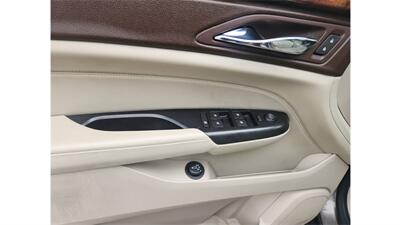2012 Cadillac SRX Luxury Collection   - Photo 12 - Elmhurst, NY 11373