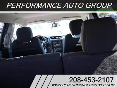 2017 Chevrolet Traverse LT   - Photo 18 - Caldwell, ID 83605