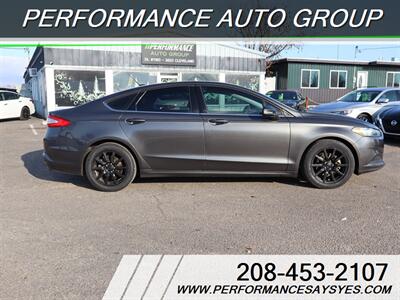 2016 Ford Fusion SE - Photo 2 - Caldwell, ID 83605