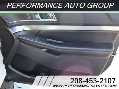 2018 Ford Explorer XLT   - Photo 12 - Caldwell, ID 83605