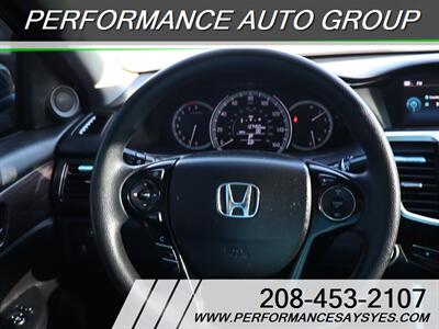 2017 Honda Accord EX   - Photo 21 - Caldwell, ID 83605