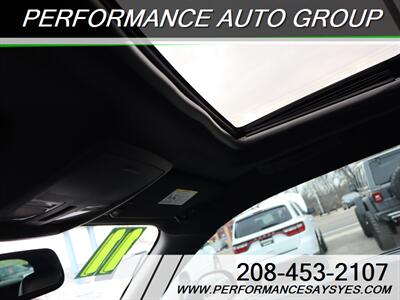 2011 Dodge Challenger R/T   - Photo 17 - Caldwell, ID 83605