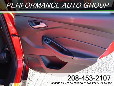 2016 Ford Focus SE   - Photo 12 - Caldwell, ID 83605