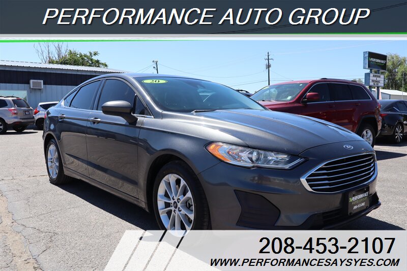 2020 Ford Fusion SE  