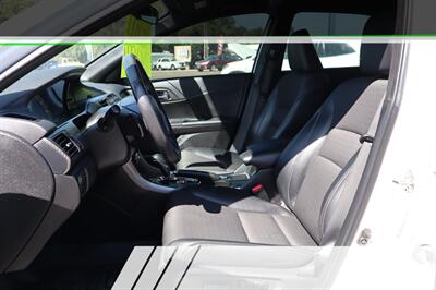 2017 Honda Accord Sport   - Photo 10 - Caldwell, ID 83605