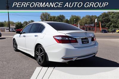 2017 Honda Accord Sport   - Photo 5 - Caldwell, ID 83605