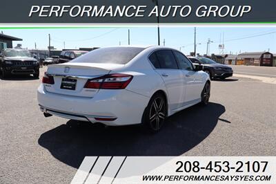 2017 Honda Accord Sport   - Photo 3 - Caldwell, ID 83605