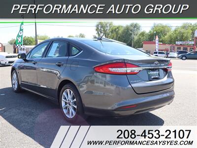 2017 Ford Fusion SE   - Photo 9 - Caldwell, ID 83605