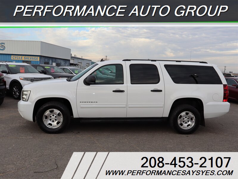 2013 Chevrolet Suburban LS   - Photo 1 - Caldwell, ID 83605