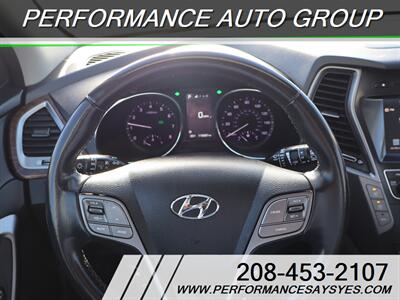 2017 Hyundai SANTA FE Limited - Photo 18 - Caldwell, ID 83605
