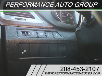 2017 Hyundai SANTA FE Limited - Photo 26 - Caldwell, ID 83605