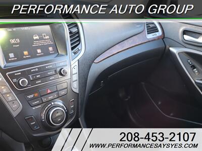 2017 Hyundai SANTA FE Limited - Photo 23 - Caldwell, ID 83605