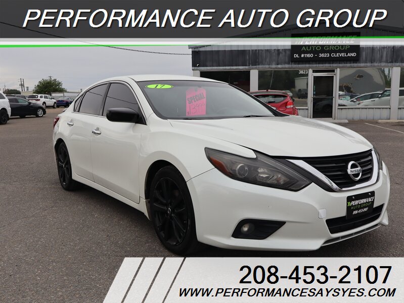 2017 Nissan Altima 2.5 SR  