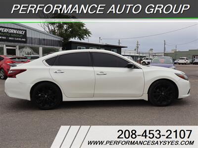 2017 Nissan Altima 2.5 SR   - Photo 2 - Caldwell, ID 83605