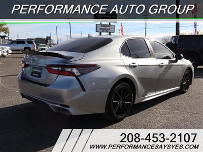 2021 Toyota Camry SE   - Photo 3 - Caldwell, ID 83605