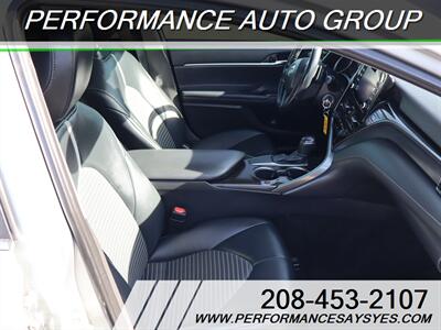 2021 Toyota Camry SE   - Photo 8 - Caldwell, ID 83605