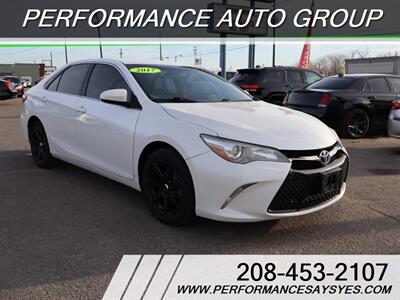 2017 Toyota Camry SE Sedan