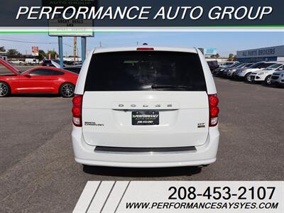 2017 Dodge Grand Caravan GT   - Photo 4 - Caldwell, ID 83605