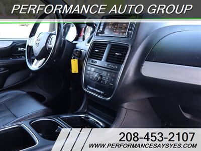 2017 Dodge Grand Caravan GT   - Photo 14 - Caldwell, ID 83605