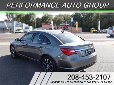 2013 Chrysler 200 Touring   - Photo 5 - Caldwell, ID 83605