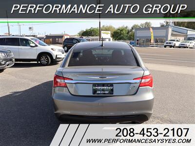 2013 Chrysler 200 Touring   - Photo 4 - Caldwell, ID 83605