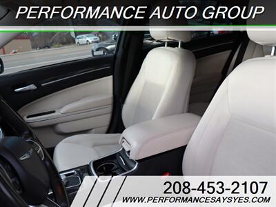 2020 Chrysler 300 Touring   - Photo 21 - Caldwell, ID 83605